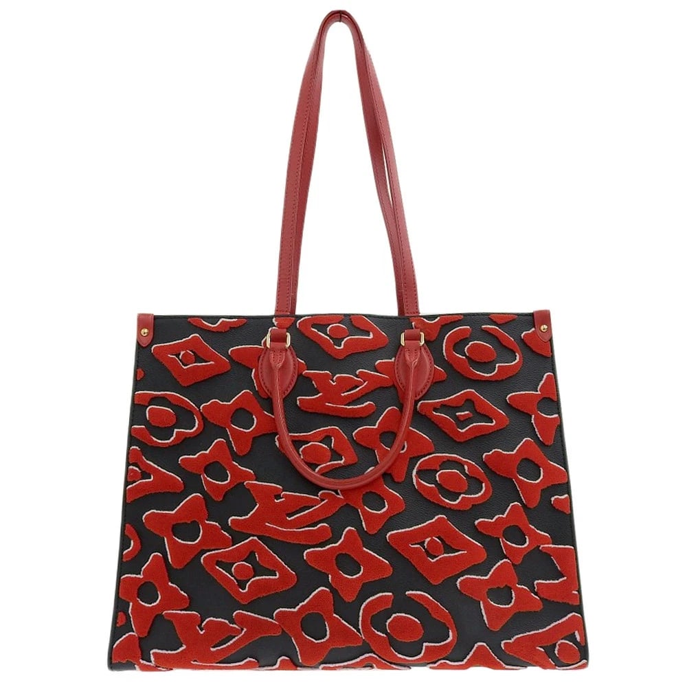 LOUIS VUITTON ? URS FISCHER MONOGRAM TUFTED TUFFETAGE: LOUIS VUITTON ? Urs Fischer Monogram Tufted Tuffetage Brand: Louis Vuitton Type/Style: Tote Bag Material: Pvc Color: Black Size: W: 41.5cm (bottom) / H: 31.5cm / D: 17.5cm Accessories: None