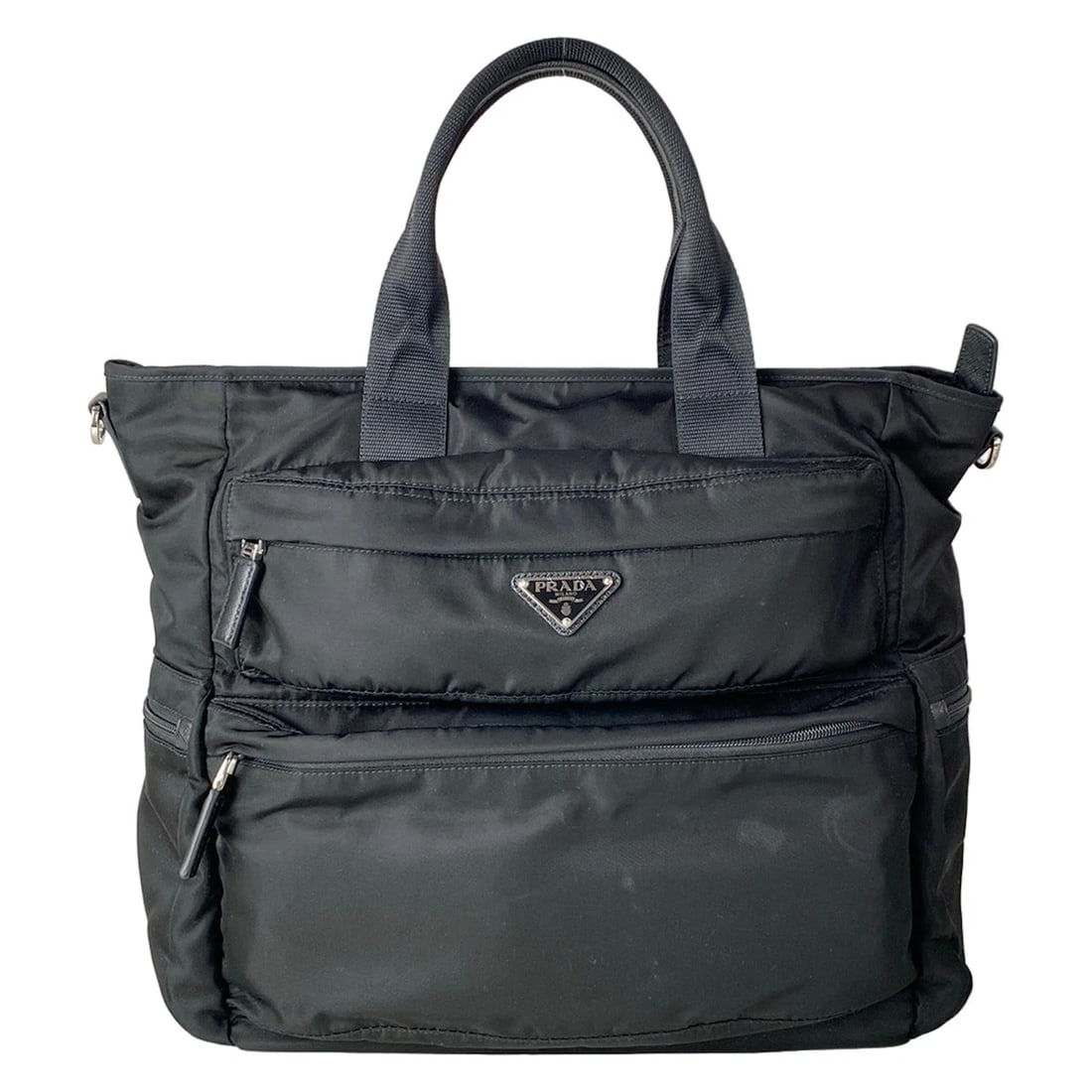 PRAD BLACK NYLON LEATHER HANDBAG: PRAD Black Nylon Leather Handbag Brand: PRADA Type/Style: Handbag Material: Exterior Material Nylon, Leather Color: Exterior Color Black Size: Height : 13.39 inch (34 cm) cidth : 12.99 inch" (33 cm) D