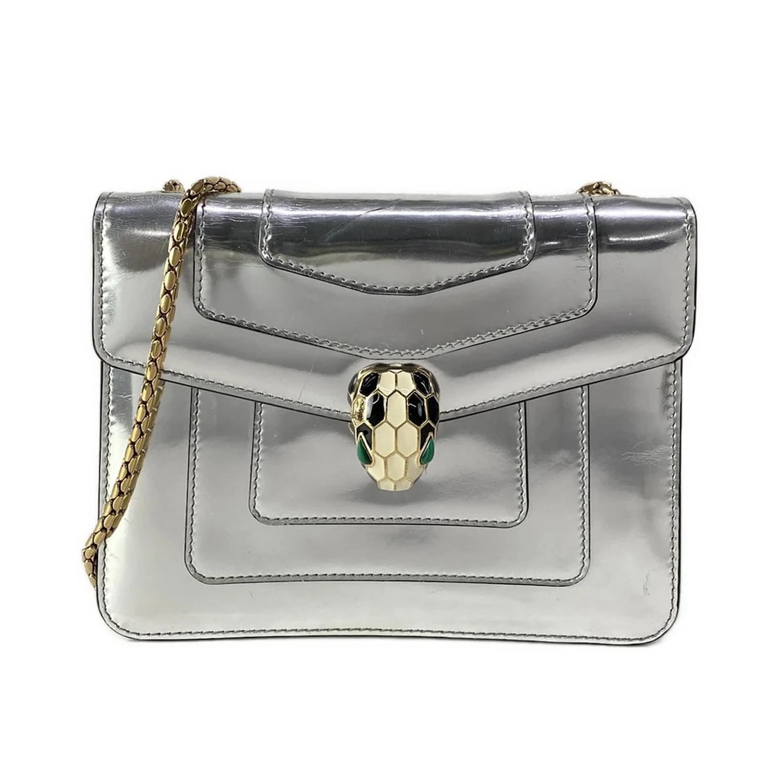 BVLGARI SERPENTI FOREVERSILVER LEATHER SHOULDER BAG: BVLGARI Serpenti ForeverSilver Leather Shoulder Bag Brand: BVLGARI Type/Style: Shoulder Bag Material: Exterior Material Leather Color: Exterior Color Silver Size: Height : 5.91 inch (15 cm) Width : 7.