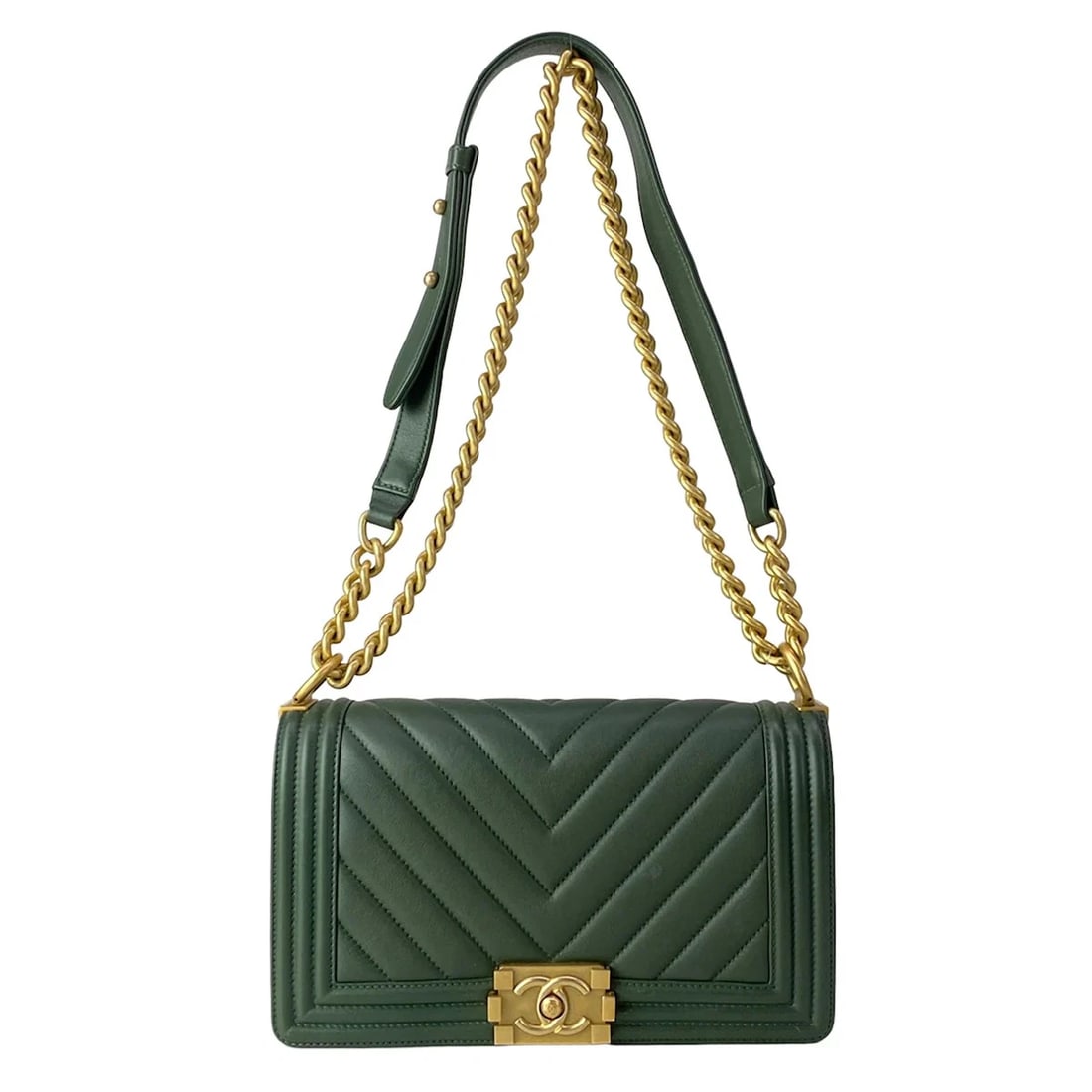 CHANEL BOY CHANEL /MATELASSEDARK GREEN LEATHER SHOULDER BAG GOLD HARDWARE: CHANEL Boy Chanel /MatelasseDark Green Leather Shoulder Bag gold hardware Brand: CHANEL Type/Style: Shoulder Bag Material: Exterior Material Leather Color: Exterior Color Dark Green Size: Height : 5.7