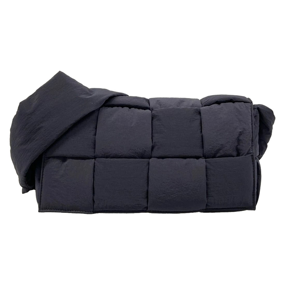 BOTTEGA VENETA DARK NAVY NYLON SHOULDER BAG: BOTTEGA VENETA Dark Navy Nylon Shoulder Bag Brand: BOTTEGA VENETA Type/Style: Shoulder Bag Material: Exterior Material Nylon Color: Exterior Color Dark Navy Size: Height : 5.71 inch (14.5 cm) Width : 
