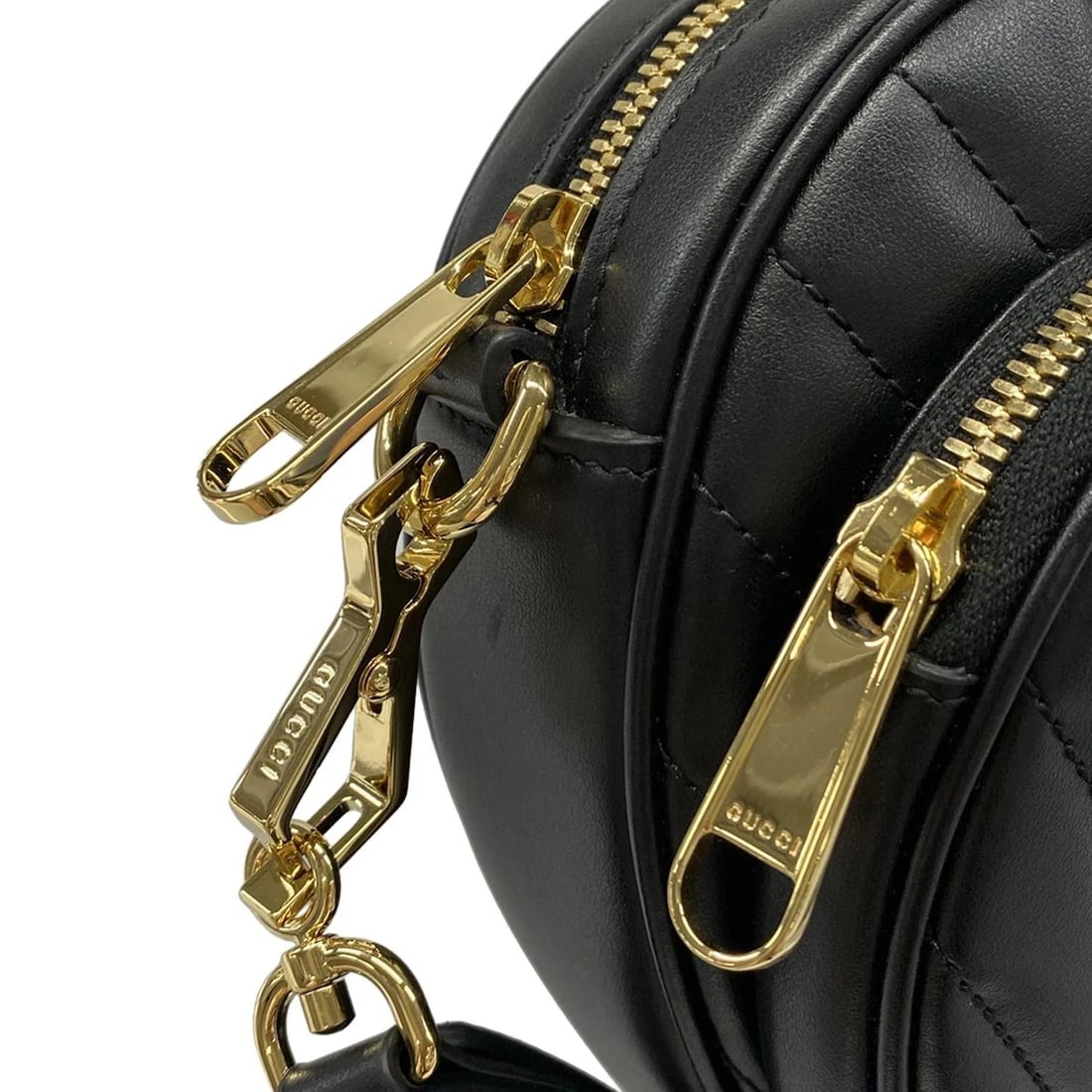 GUCCI INTERLOCKING G MINI HEART SHOULDER BAG - 9