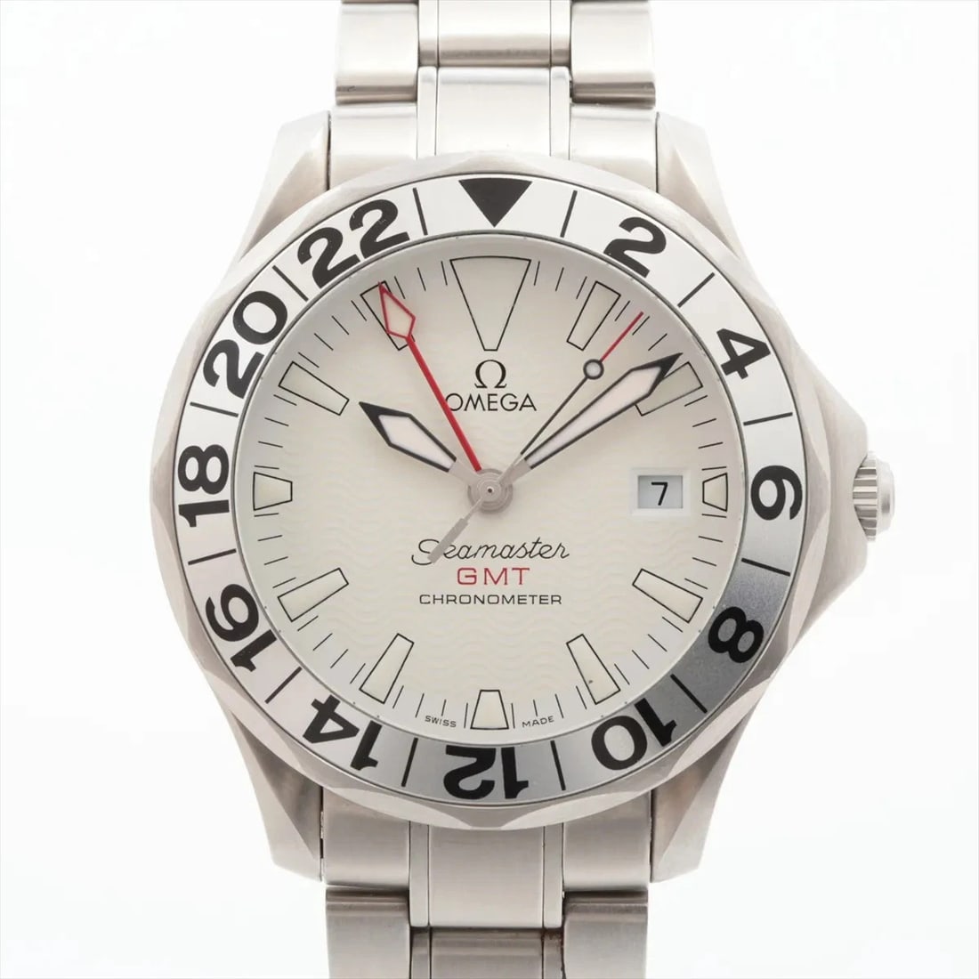 OMEGA SEAMASTER GMT CHRONOMETER SS WHITE DIAL, WATCH: Omega Seamaster GMT Chronometer SS white dial, Watch Brand: Omega Type/Style: Wristwatch Material: SS Color: white dial Size: Case:W1.6 x H1.6inch / W41 x H41 Circumference of Wrist:7.1inch / 18 A