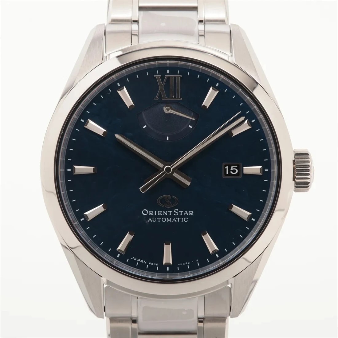 ORIENT STAR F8 DATE SS BLUE DIAL, WATCH: Orient Star F8 Date SS blue dial, Watch Brand: Orient star Type/Style: Wristwatch Material: SS Color: blue dial Size: Case:W1.2 x H1.2inch / W39 x H39 Circumference of Wrist:7.7inch / 19.5 Accesso