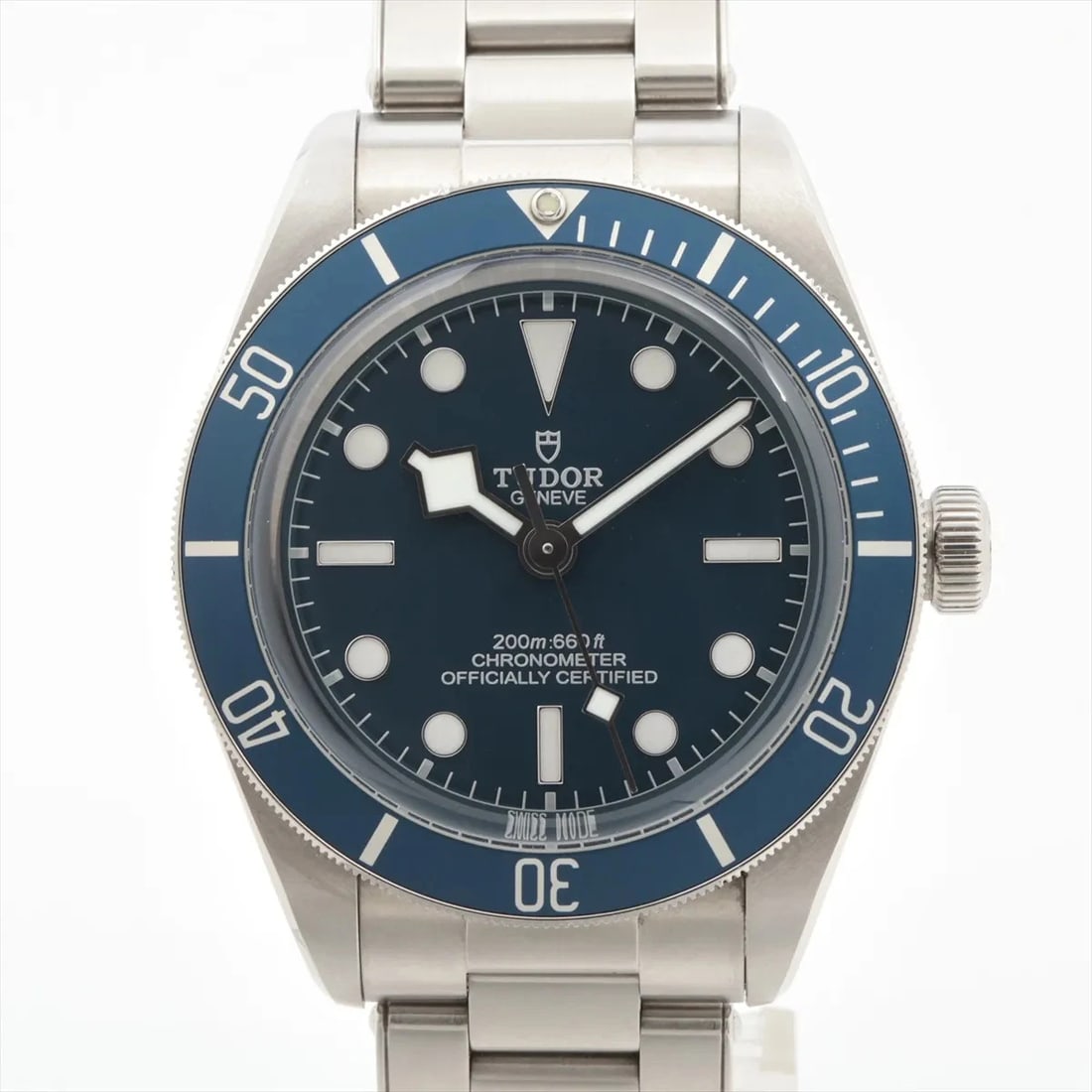 TUDOR BLACK BAY SS BLUE DIAL, WATCH: Tudor black bay SS blue dial, Watch Brand: Tudor Type/Style: Wristwatch Material: SS Color: blue dial Size: Case:W1.2 x H1.2inch / W39 x H39 Circumference of Wrist:6.5inch / 16.5 Accessories: None