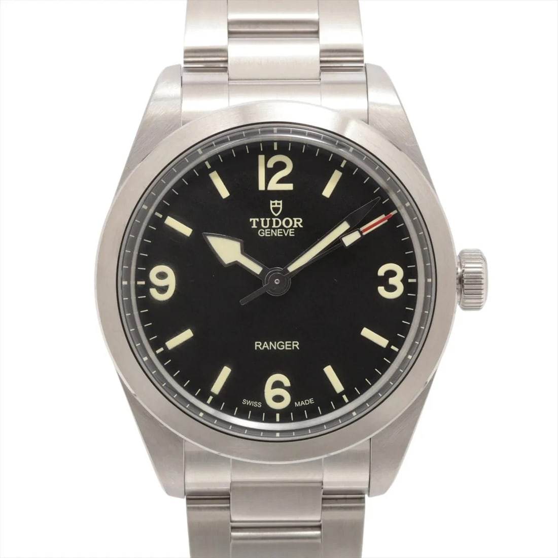 TUDOR RANGER SS BLACK DIAL, WATCH: Tudor Ranger SS black dial, Watch Brand: Tudor Type/Style: Wristwatch Material: SS Color: black dial Size: Case:W1.2 x H1.2inch / W39 x H39 Circumference of Wrist:8.1inch / 20.5 Accessories: None