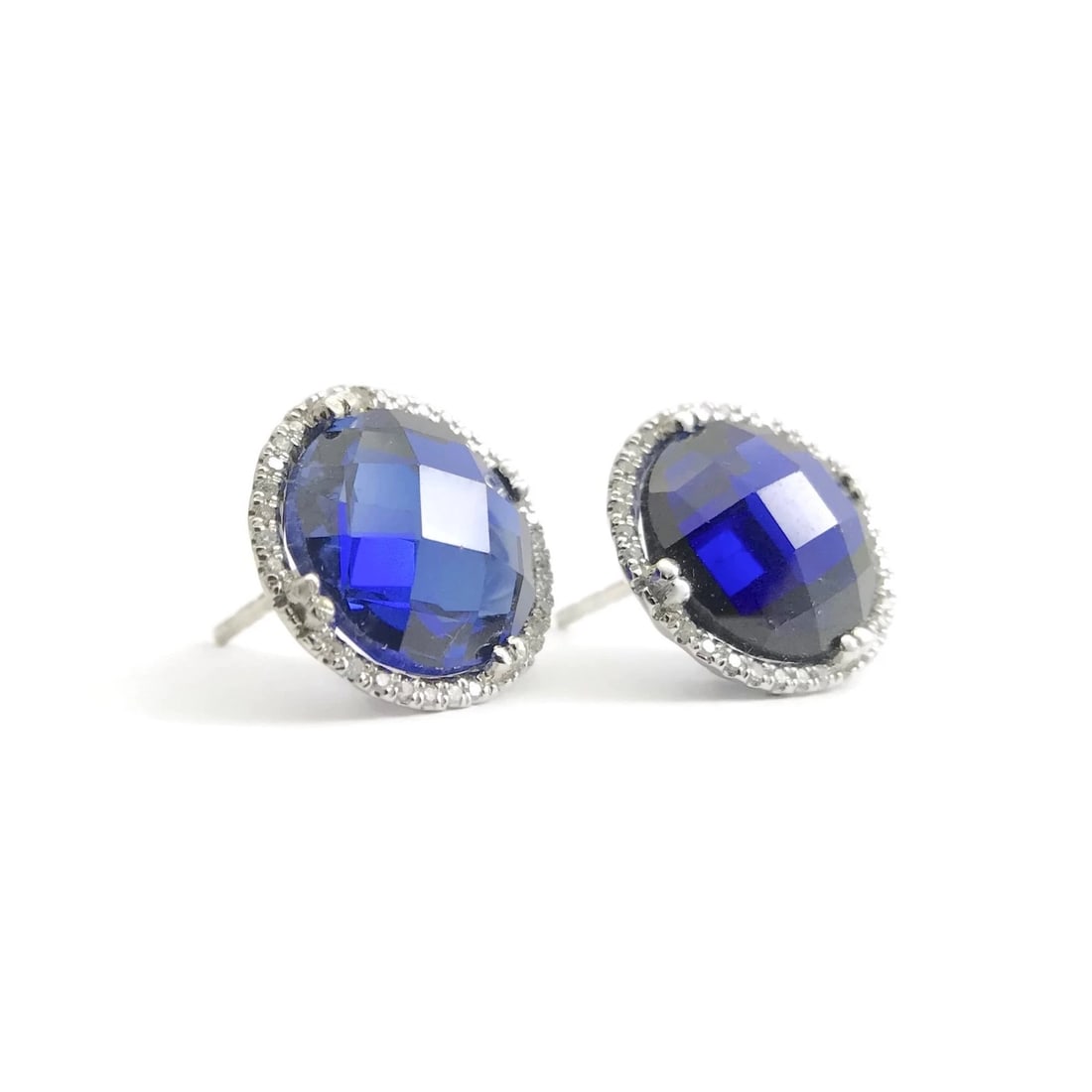 BLUE QUARTZ DIAMOND HALO GEMSTONE STUD EARRINGS 14K WHITE GOLD: Blue Quartz Diamond Halo Gemstone Stud Earrings 14K White Gold Brand: Unbranded Type/Style: Earrings Material: 14K White Gold, Main Stone/Creation Natural Color: Blue Size: Measurements: 13.7 mm