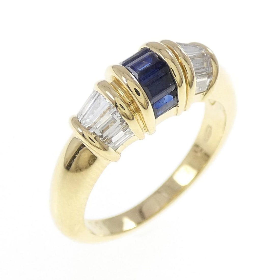 750YG SAPPHIRE RING: 750YG Sapphire Ring Brand: Unbranded Type/Style: Sapphire Ring Material: 750 yellow gold, Main Stone/Creation Sapphire Secondary Stone Diamond Color: Yellow Gold Size: US 5 3/4 Accessories: None