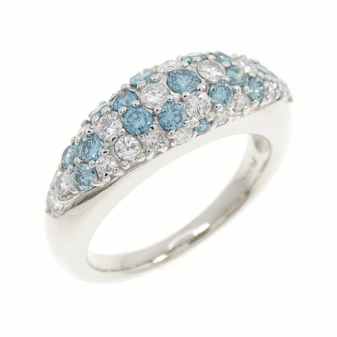 PT900 PAVE DIAMOND RING: PT900 Pave Diamond Ring Brand: Unbranded Type/Style: Diamond Ring Material: Platinum900, Main Stone/Creation Natural Color: Platinum Size: US 6 3/4 Accessories: None Accessories Notice: Wh