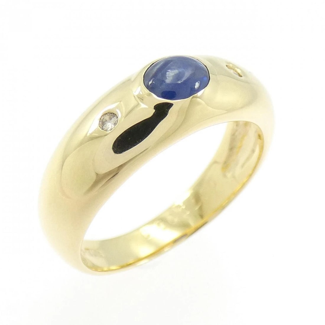 K18YG SAPPHIRE RING: K18YG Sapphire Ring Brand: Unbranded Type/Style: Sapphire Ring Material: 18K Yellow Gold, Main Stone/Creation Sapphire Secondary Stone Diamond Color: Yellow Gold Size: US 5 1/2 Accessories: None <