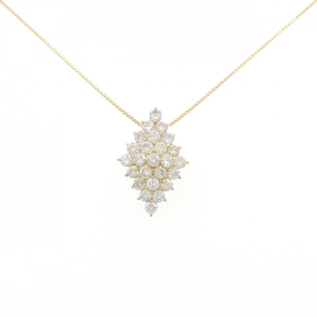 K18YG DIAMOND NECKLACE: K18YG Diamond Necklace Brand: Unbranded Type/Style: Diamond Necklace Material: 18K Yellow Gold, Main Stone/Creation Natural Color: Yellow Gold Size: Actual Size Pendant length approx. x width approx.: