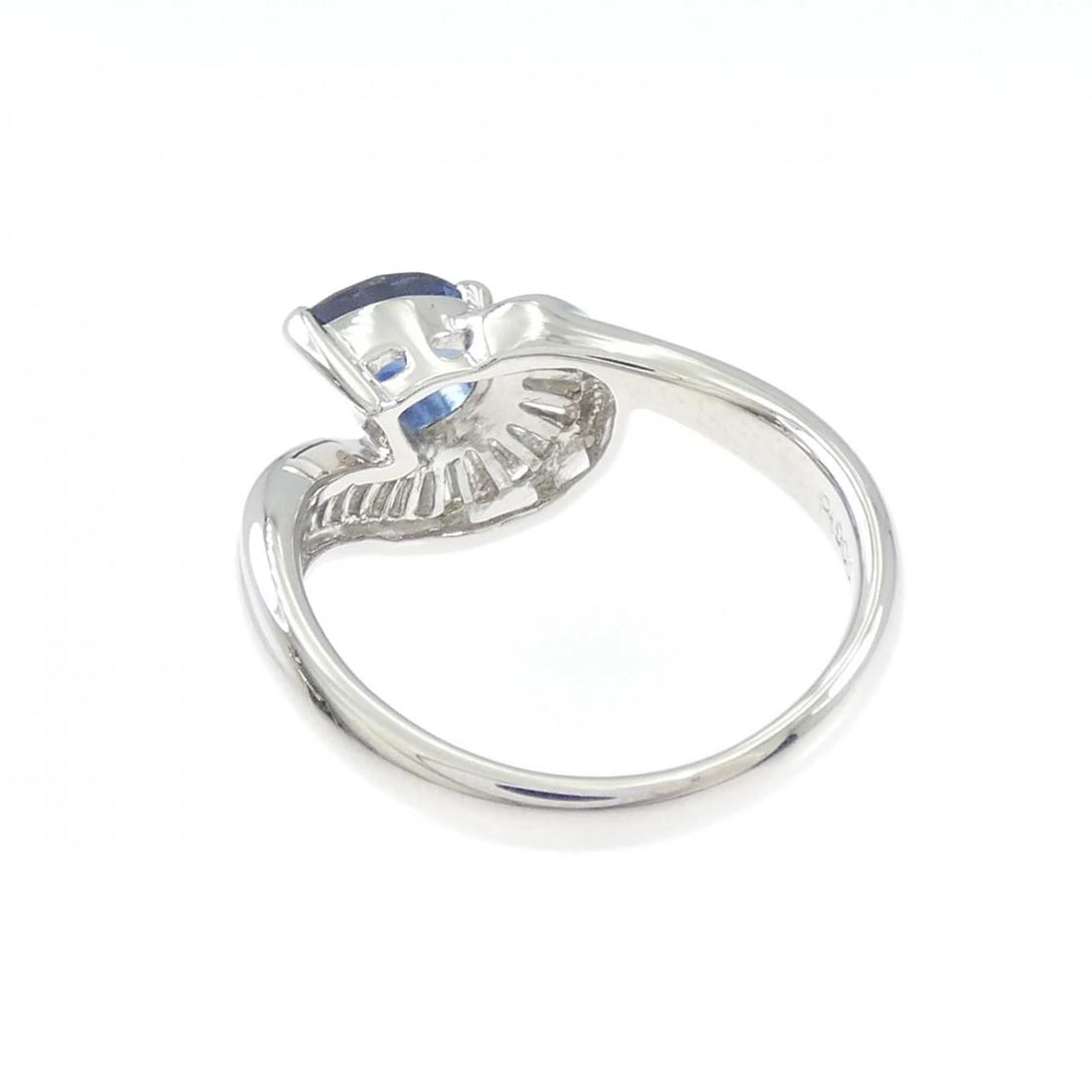 PT900 SAPPHIRE RING - 3