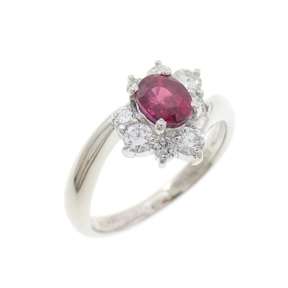 PT900 RUBY RING: PT900 Ruby Ring Brand: Unbranded Type/Style: Ruby Ring Material: Platinum900, Main Stone/Creation RubySecondary Stone Diamond Color: Platinum Size: US 5 1/4 Accessories: None Accessories N