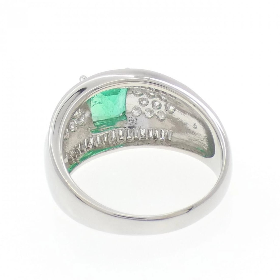 PT900 EMERALD RING - 3