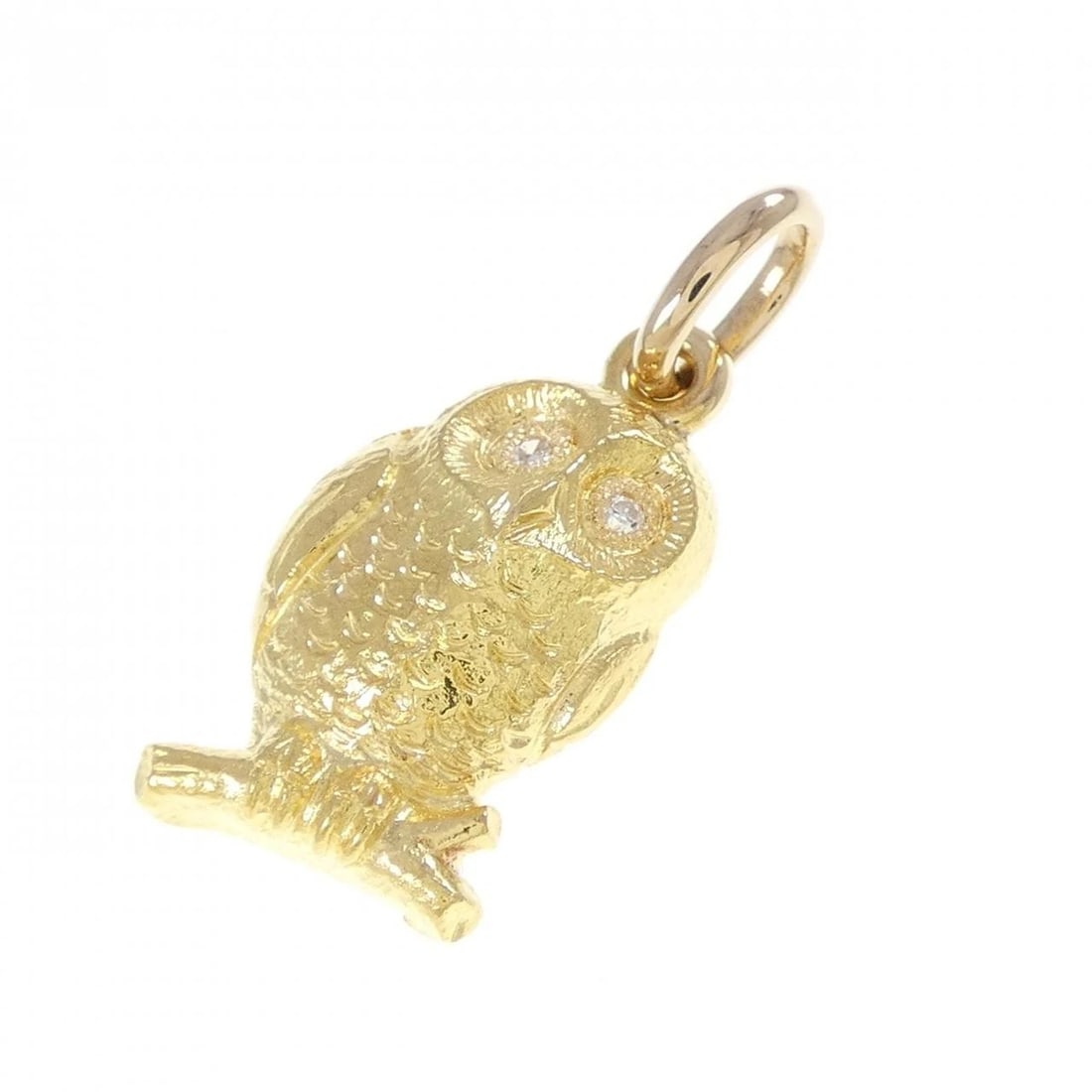 K18YG OWL DIAMOND PENDANT: K18YG Owl Diamond Pendant Brand: Unbranded Type/Style: Diamond Pendant/Brooch Material: 18K Yellow Gold, Main Stone/Creation Natural Color: Yellow Gold Size: Actual Size Approx. height x width: