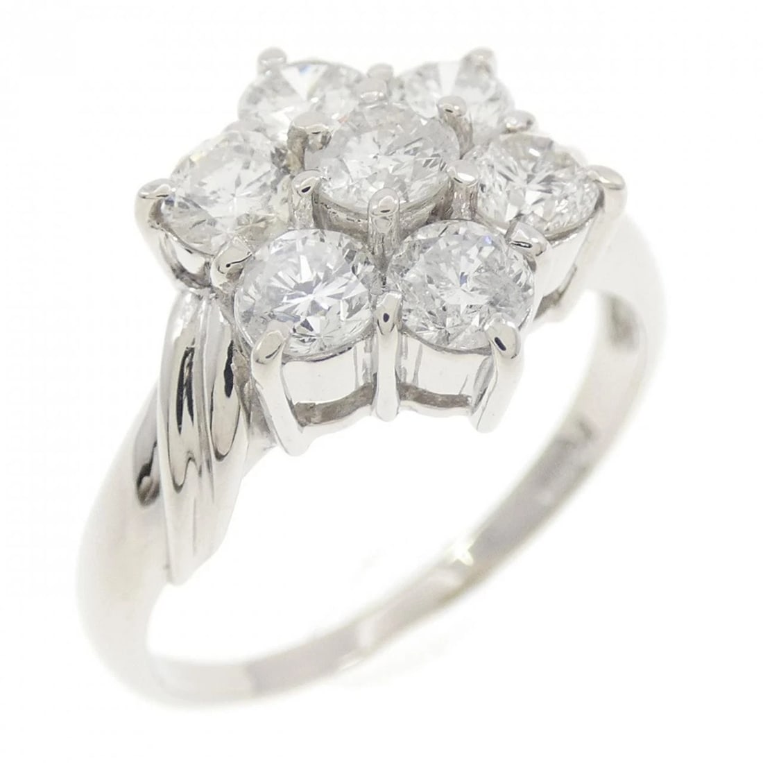 PT900 FLOWER DIAMOND RING: PT900 Flower Diamond Ring Brand: Unbranded Type/Style: Diamond Ring Material: Platinum900, Main Stone/Creation Natural Color: Platinum Size: US 6 1/4 Accessories: None Accessories Notice: When