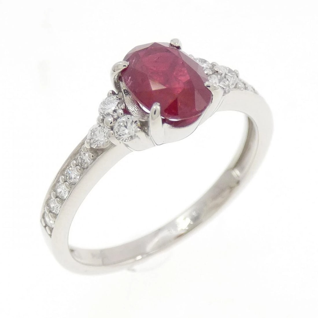 PT950 RUBY RING: PT950 Ruby Ring Brand: Unbranded Type/Style: Ruby Ring Material: Platinum950, Main Stone/Creation RubySecondary Stone Diamond Color: Platinum Size: US 6 1/4 Accessories: None Accessories Notice: When