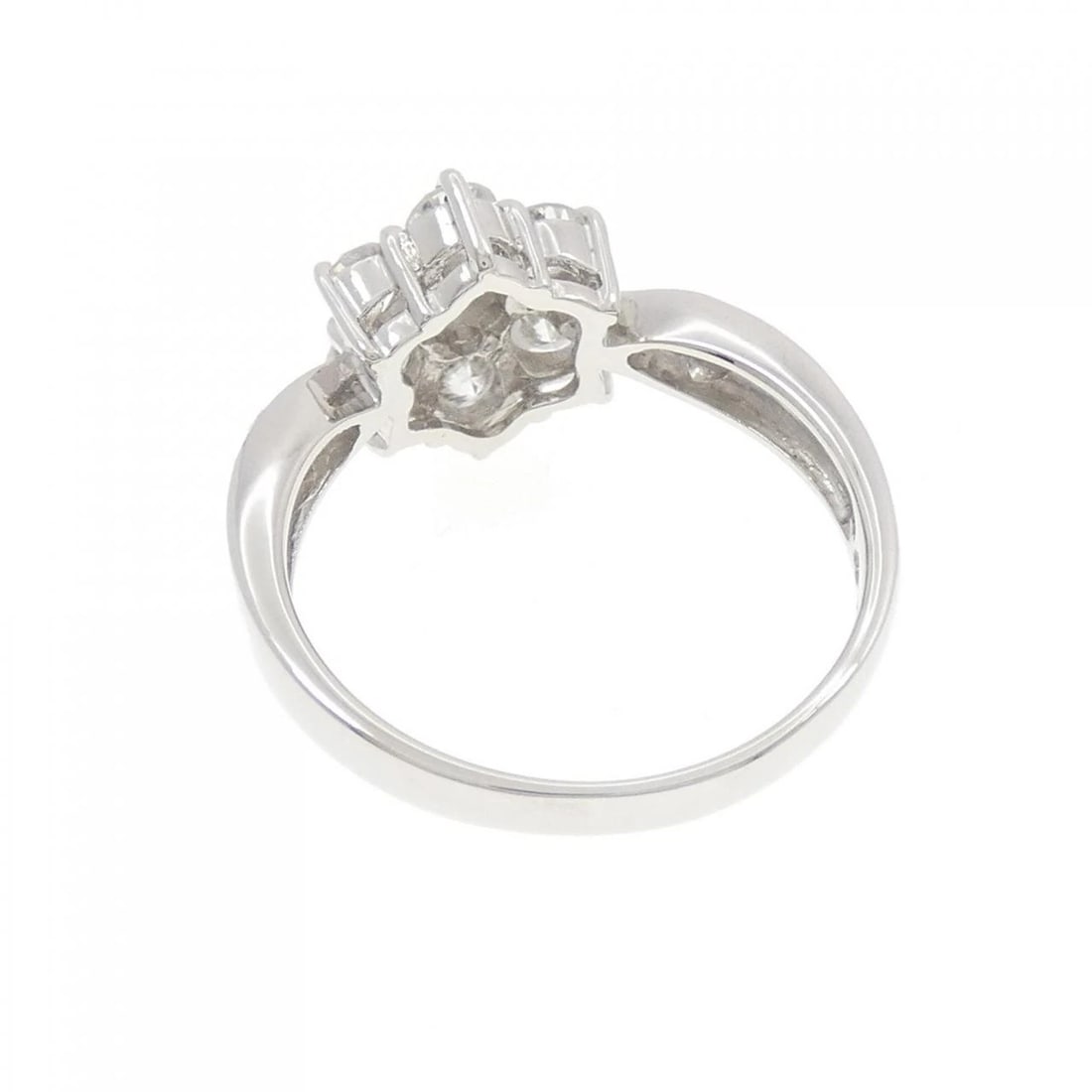 PT850 FLOWER DIAMOND RING - 3