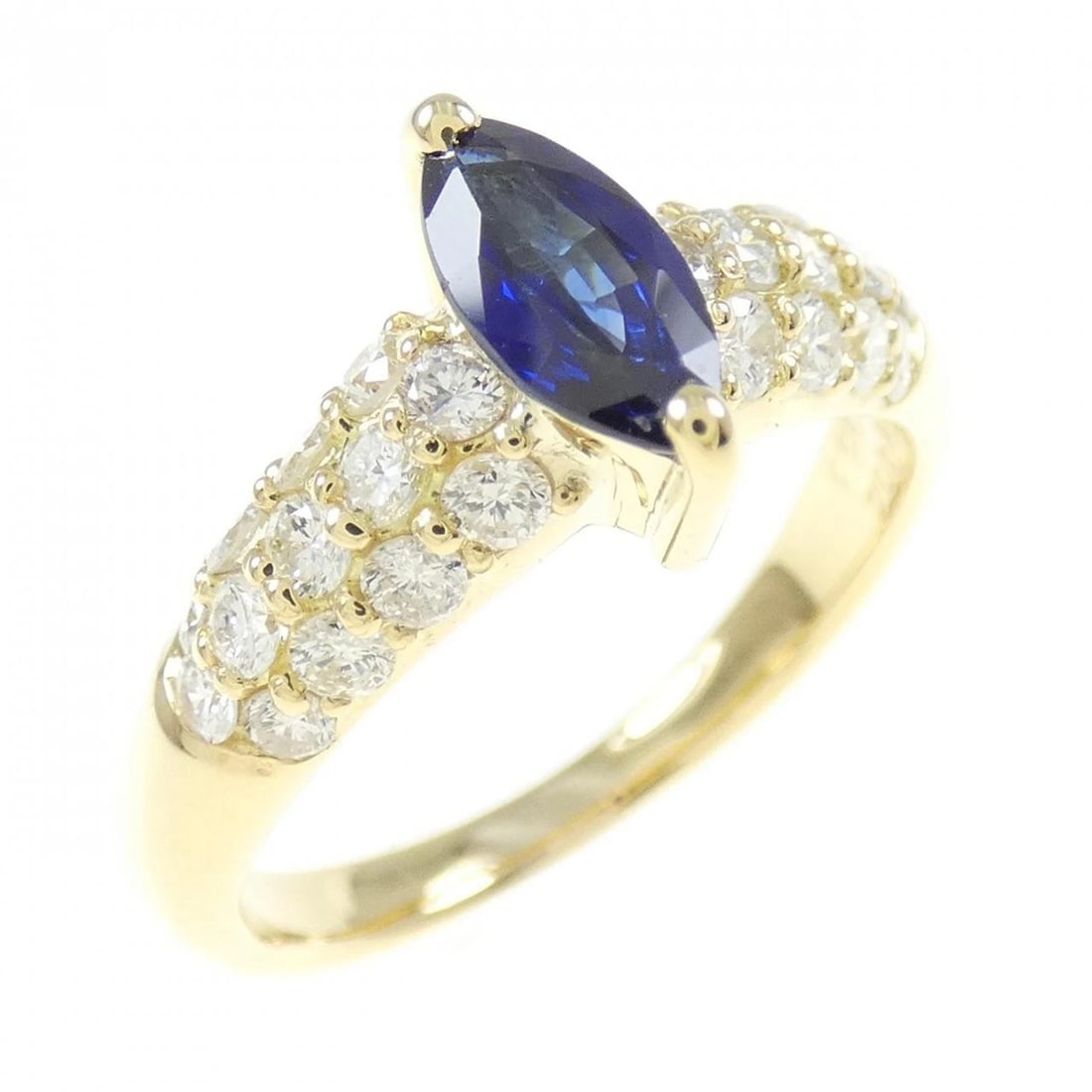 K18YG SAPPHIRE RING: K18YG Sapphire Ring Brand: Unbranded Type/Style: Sapphire Ring Material: 18K Yellow Gold, Main Stone/Creation Sapphire Secondary Stone Diamond Color: Yellow Gold Size: US 5 3/4 Accessories: None
