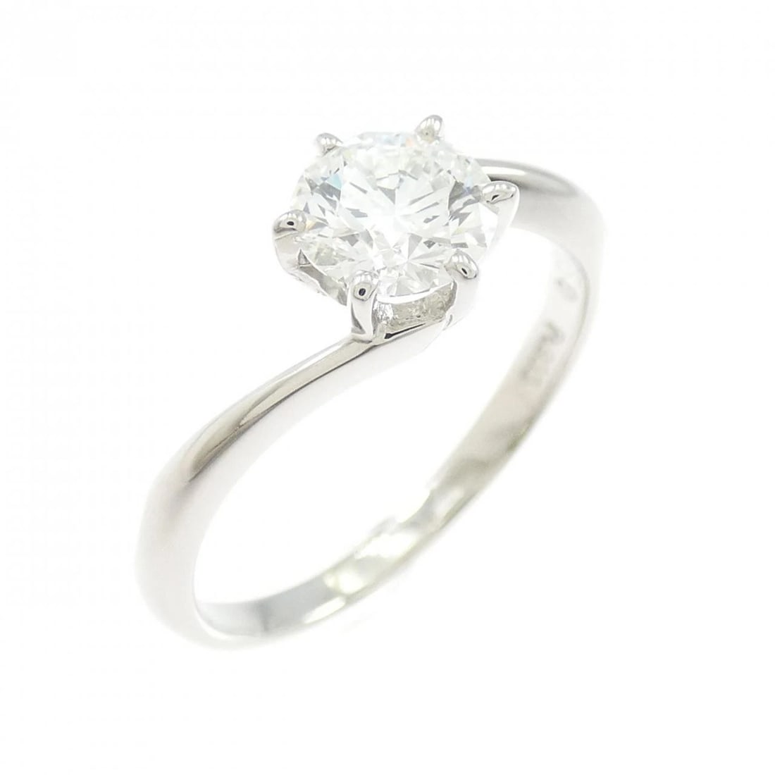 PT900 DIAMOND RING: PT900 Diamond Ring Brand: Unbranded Type/Style: Diamond Ring Material: Platinum900, Main Stone/Creation Natural Color: Platinum Size: US 5 1/2 Accessories: None Accessories Notice: When pu