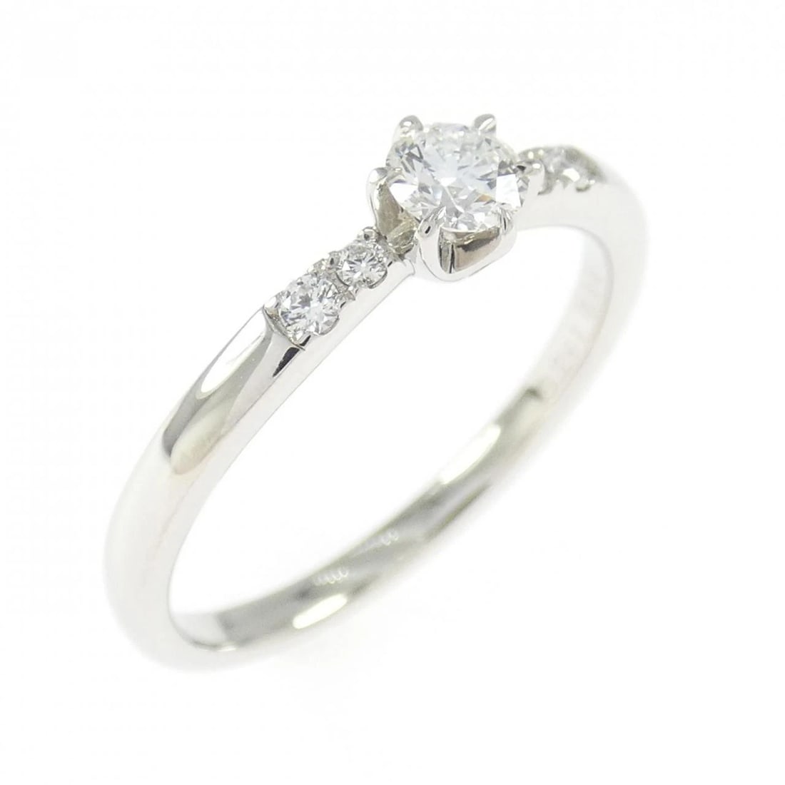 PT950 DIAMOND RING: PT950 Diamond Ring Brand: Unbranded Type/Style: Diamond Ring Material: Platinum950, Main Stone/Creation Natural Color: Platinum Size: US 6 3/4 Accessories: None Accessories Notice: When purchasing