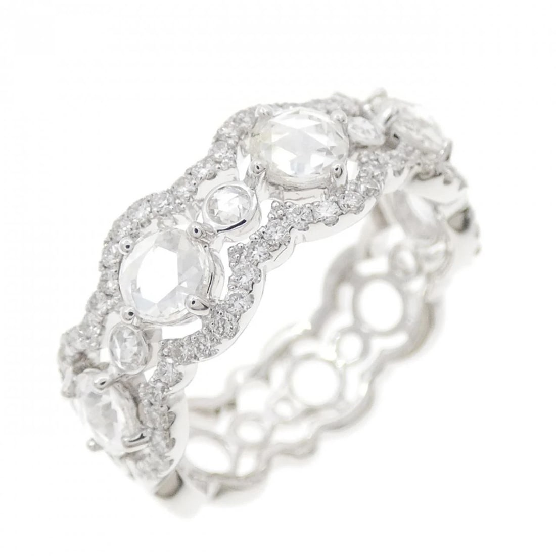 18KWG DIAMOND RING: 18KWG Diamond Ring Brand: Unbranded Type/Style: Diamond Ring Material: 18k White Gold, Main Stone/Creation Natural Color: White Gold Size: US 6 1/4 Accessories: None Accessories Notice: When