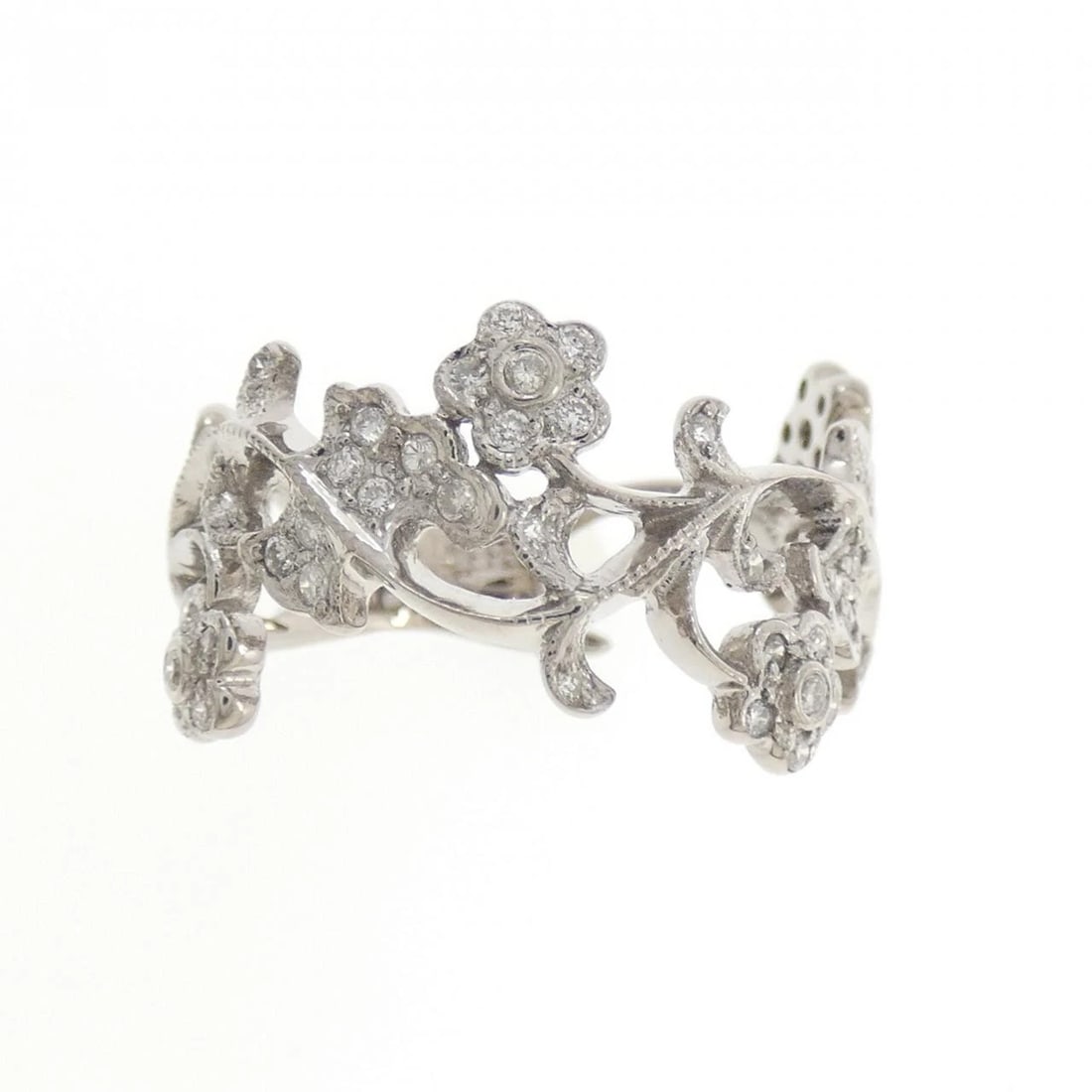 K18WG FLOWER DIAMOND RING - 2