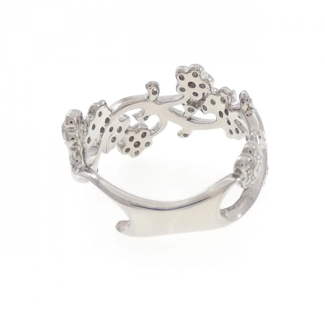 K18WG FLOWER DIAMOND RING - 3