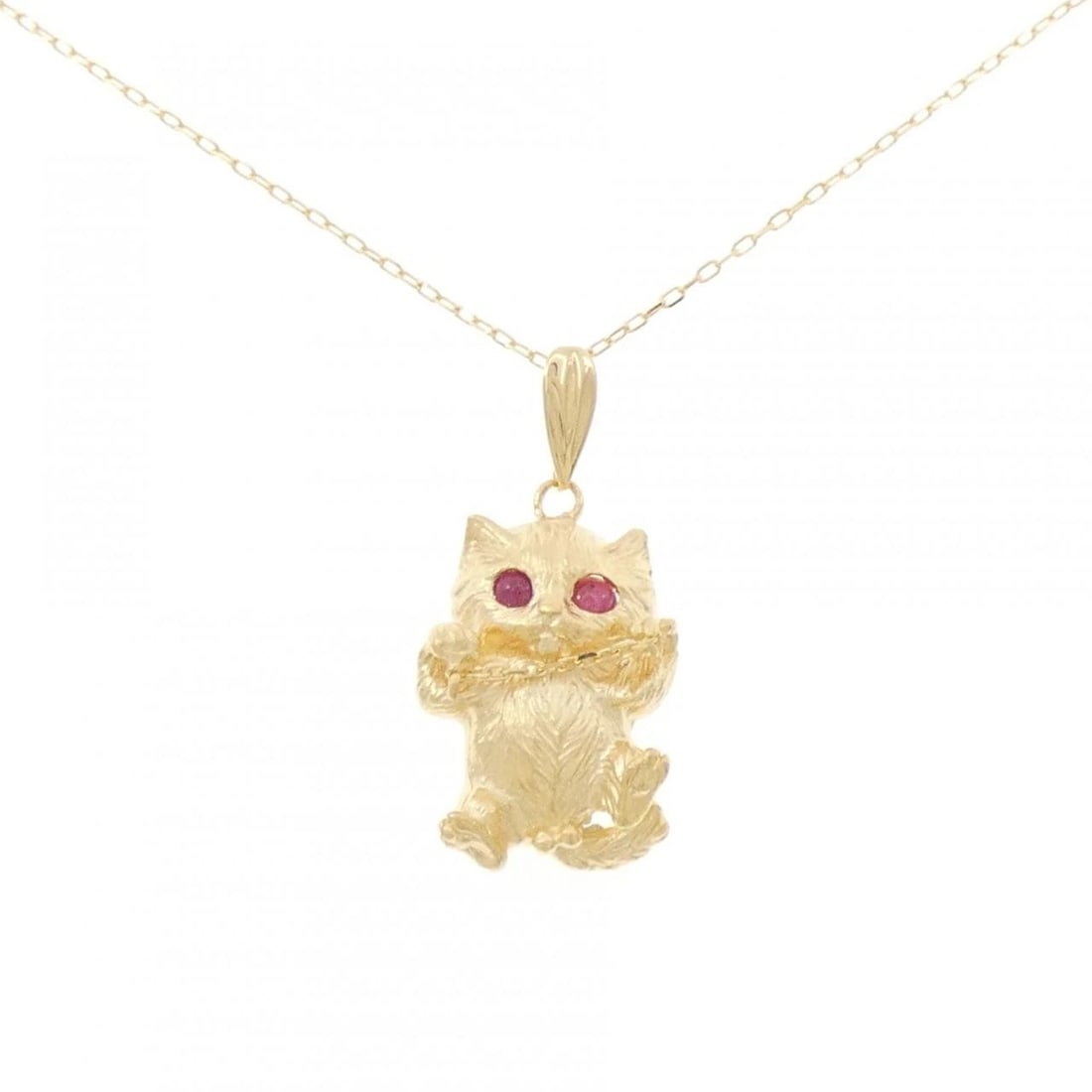 K18YG CAT RUBY NECKLACE: K18YG Cat Ruby Necklace Brand: Unbranded Type/Style: Ruby Necklace Material: 18K Yellow Gold, Main Stone/Creation RubySecondary Stone Diamond Color: Yellow Gold Size: Actual Size Pendant length approx