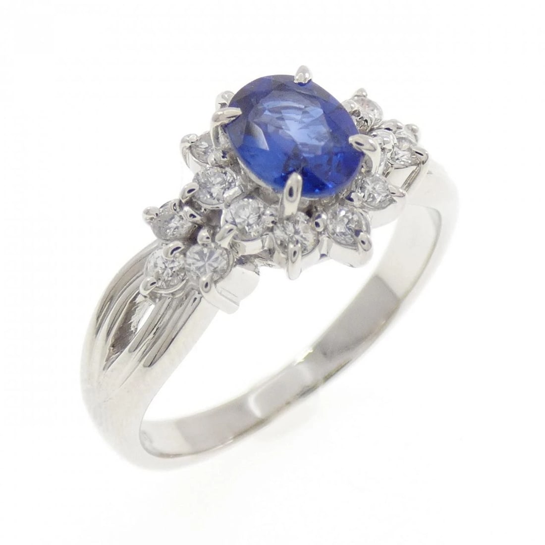 PT900 SAPPHIRE RING: PT900 Sapphire Ring Brand: Unbranded Type/Style: Sapphire Ring Material: Platinum900, Main Stone/Creation Sapphire Secondary Stone Diamond Color: Platinum Size: US 6 1/4 Accessories: None