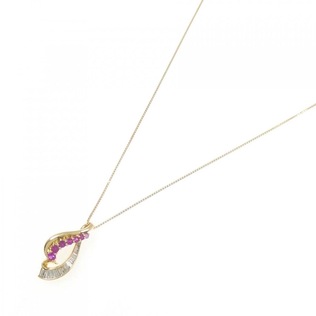 18K YELLOW GOLD RUBY NECKLACE - 2