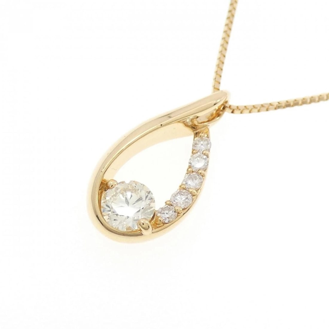 18K YELLOW GOLD DIAMOND NECKLACE - 3