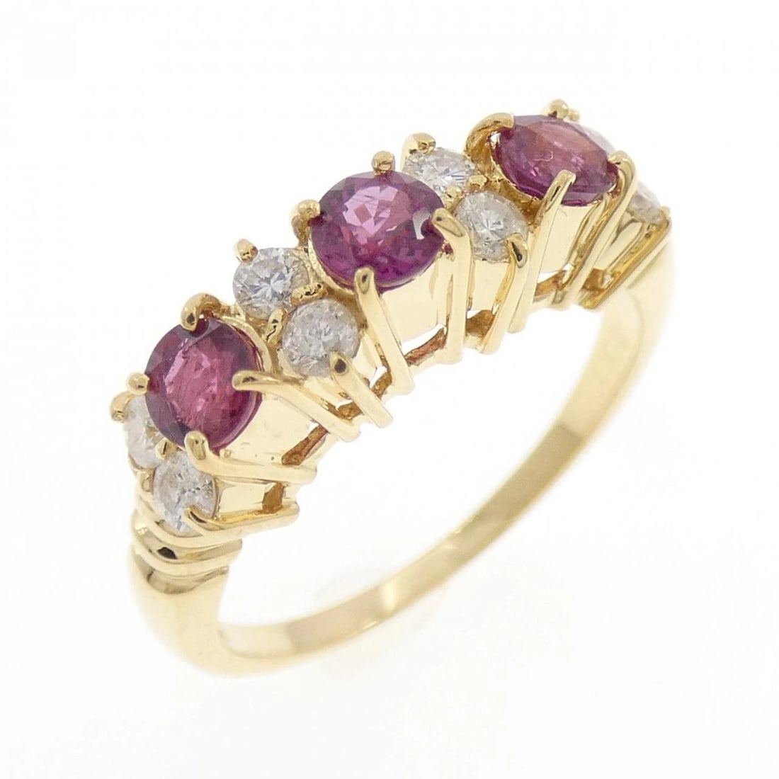 K18YG RUBY RING: K18YG Ruby Ring Brand: Unbranded Type/Style: Ruby Ring Material: 18K Yellow Gold, Main Stone/Creation RubySecondary Stone Diamond Color: Yellow Gold Size: US 6 1/4 Accessories: None Accessories
