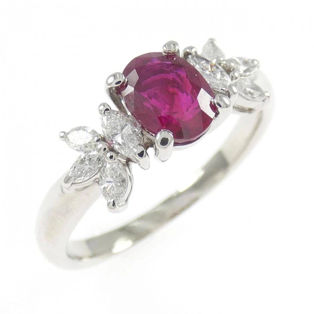 PT900 RUBY RING: PT900 Ruby Ring Brand: Unbranded Type/Style: Ruby Ring Material: Platinum900, Main Stone/Creation RubySecondary Stone Diamond Color: Platinum Size: US 7 1/4 Accessories: None Accessories Notice: When