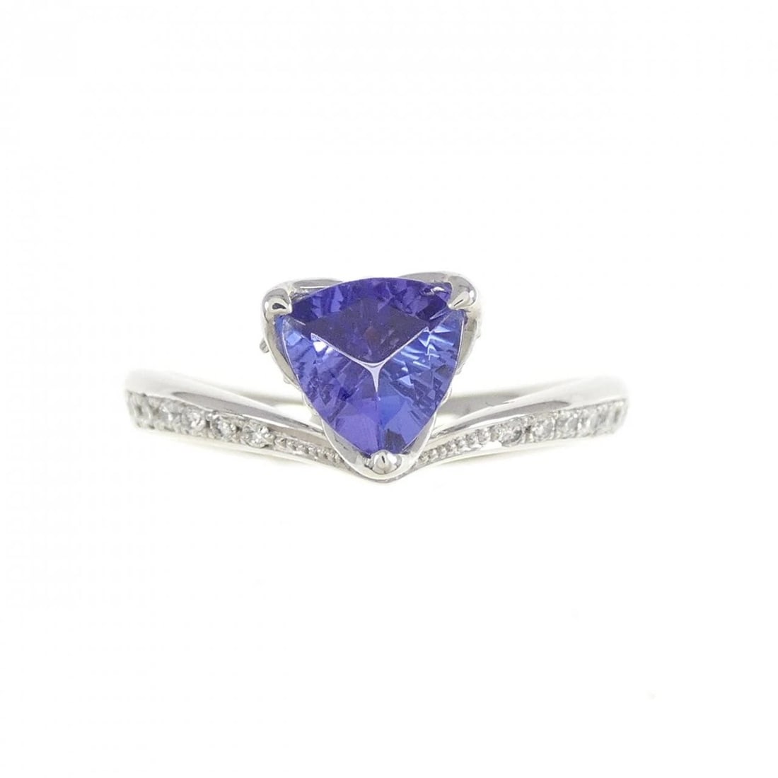 K18WG TANZANITE RING - 2