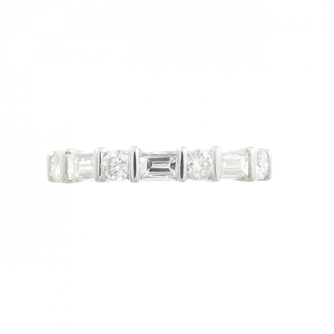 K18WG DIAMOND RING - 2