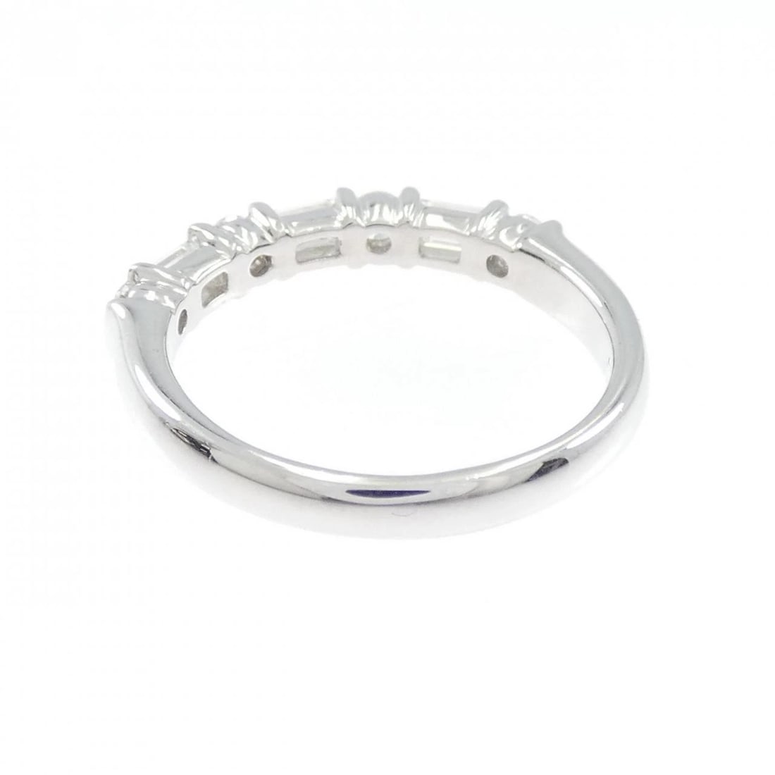 K18WG DIAMOND RING - 3