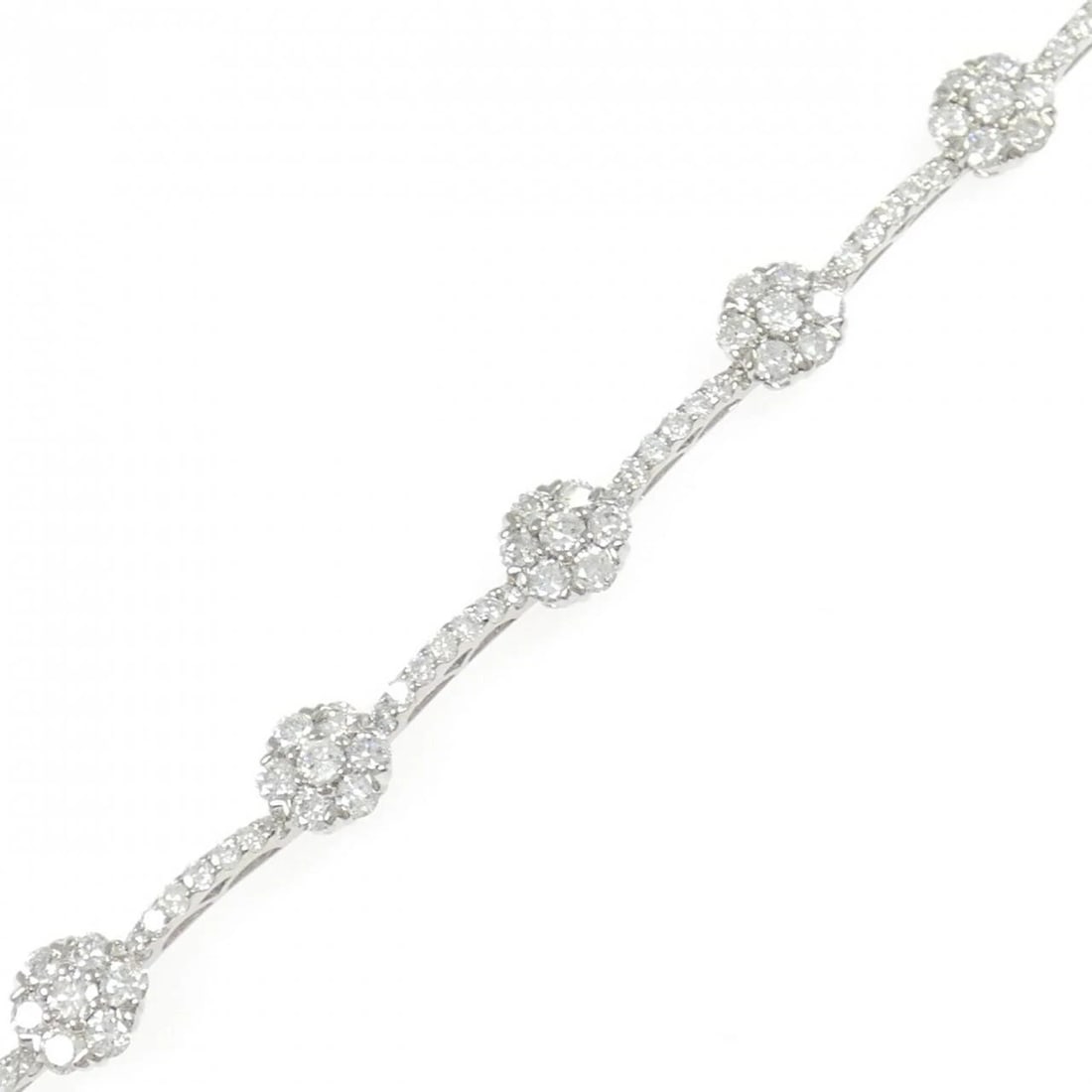 K18WG FLOWER DIAMOND BRACELET: K18WG Flower Diamond Bracelet Brand: Unbranded Type/Style: Diamond Braclet Material: 18k White Gold, Main Stone/Creation Natural Color: White Gold Size: Actual Size Max width approx.: 6.7mm Size