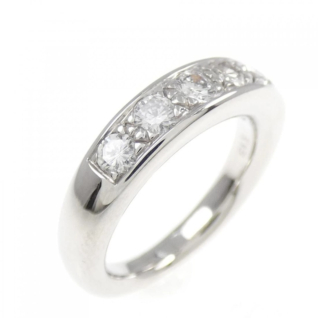 K18WG DIAMOND RING (1 of 2)