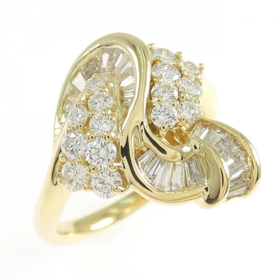 K18YG DIAMOND RING: K18YG Diamond Ring Brand: Unbranded Type/Style: Diamond Ring Material: 18K Yellow Gold, Main Stone/Creation Natural Color: Yellow Gold Size: US 6 1/4 Accessories: None Accessories Notice: