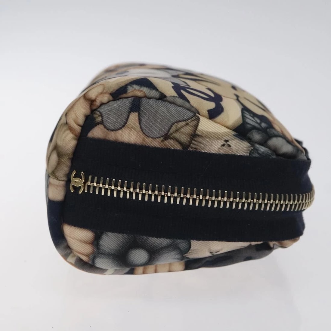 CHANEL COCO MARK POUCH NYLON - 3