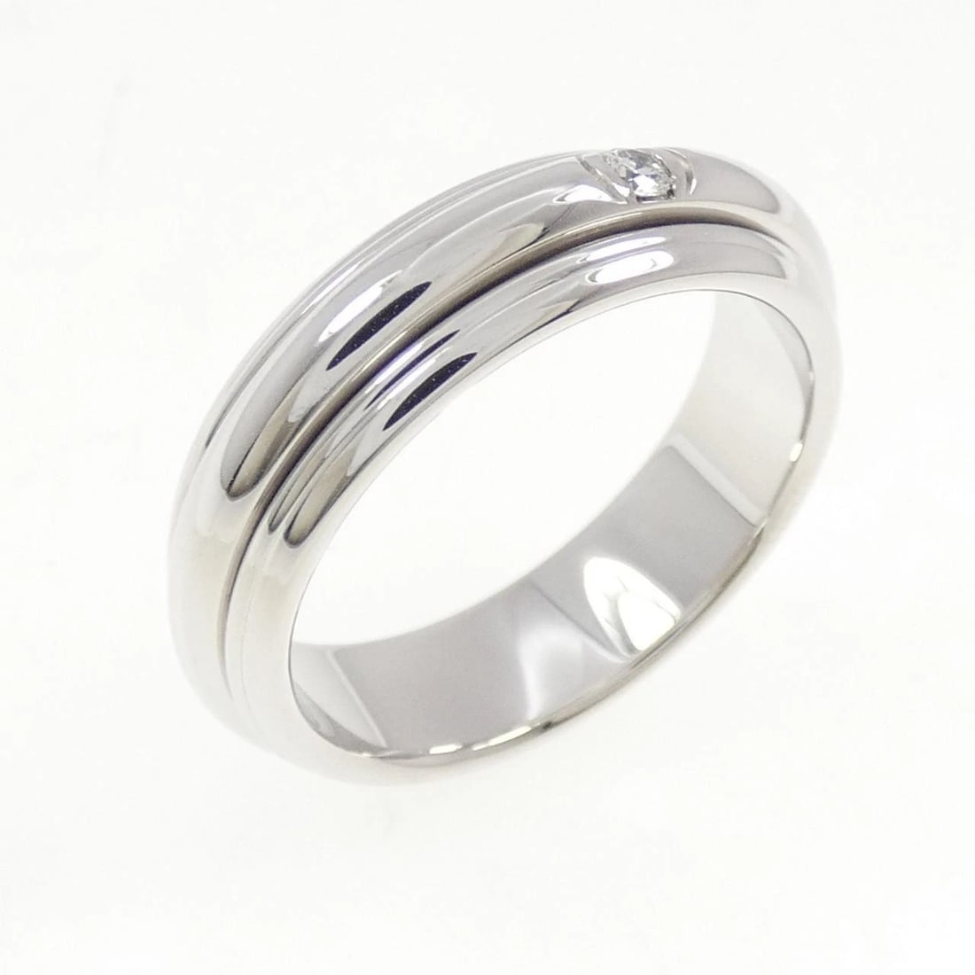 PIAGET POSSESSION RING: PIAGET Possession ring Brand: PIAGET Type/Style: ring Material: 750 white gold, Main Stone/Creation Natural Color: White Gold Size: US 10(59) Accessories: None Accessories Notice: When purchasing