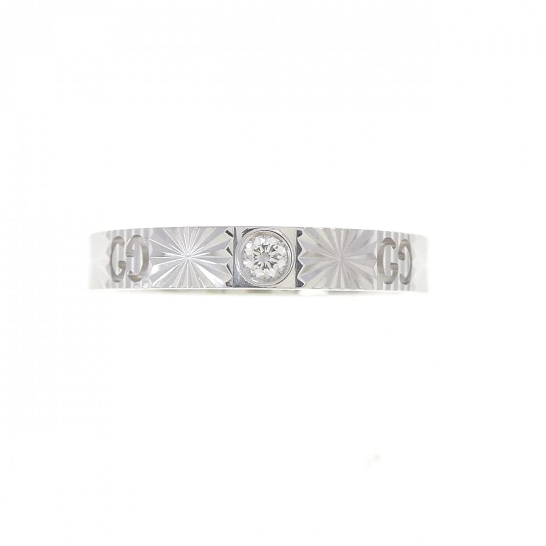 GUCCI DIAMOND RING: Gucci Diamond Ring Brand: GUCCI Type/Style: Ring Material: 750 white gold, Color: white gold Size: US 5 1/4 Accessories: None Accessories Notice: When purchasing pre-owned goods, please refer to the