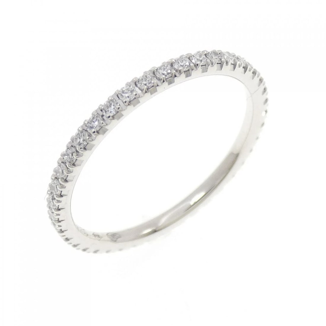 BOUCHERON EPURE RING: Boucheron Epure Ring Brand: Boucheron Type/Style: Ring Material: 750 white gold, Main Stone/Creation Natural Color: White Size: US 4 Accessories: None Accessories Notice: When purchasing pre-owned