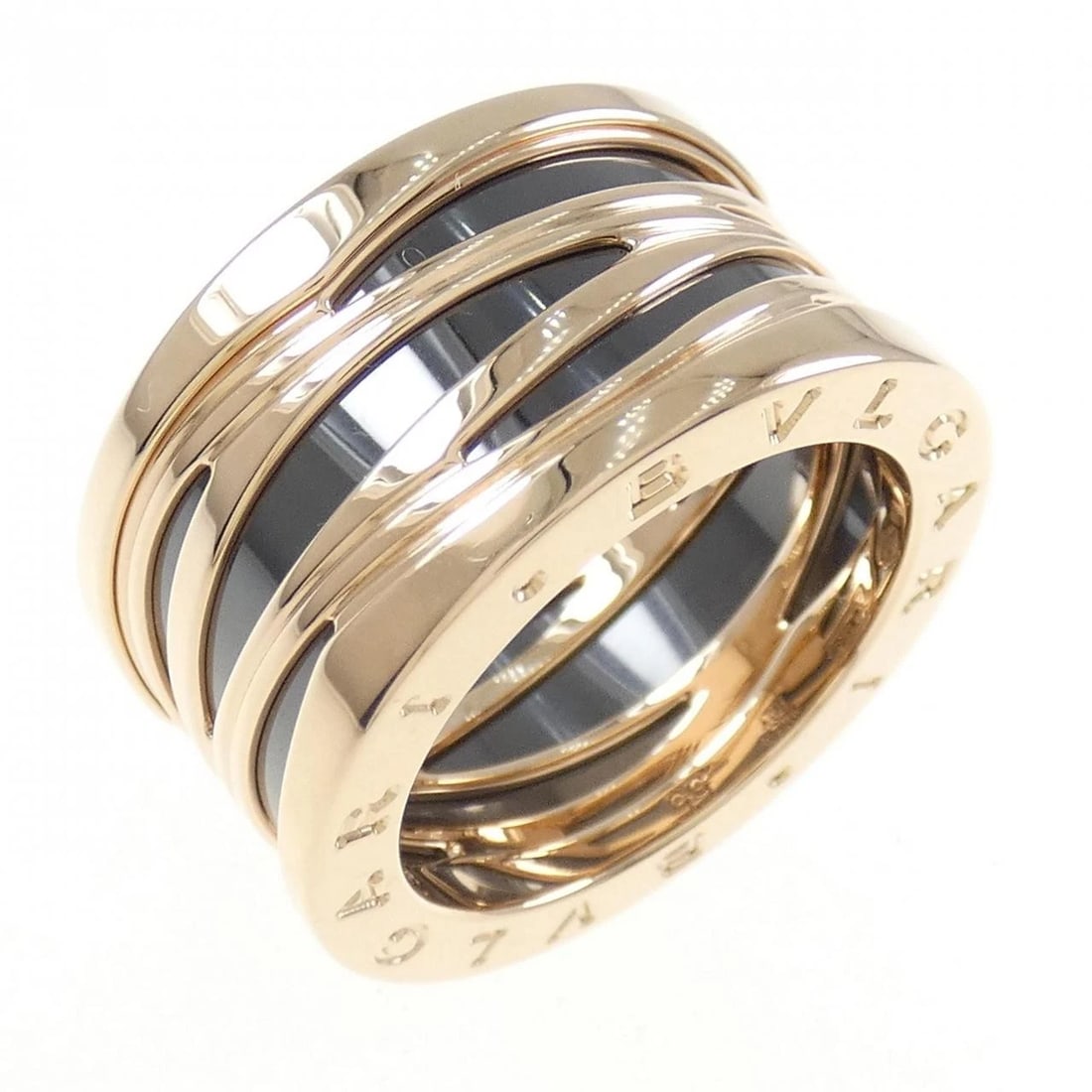 BVLGARI B.ZERO1 DESIGN LEGEND 4 BAND RING: Bvlgari B.zero1 Design Legend 4 Band Ring Brand: BVLGARI Type/Style: Ring Material: 750 pink gold, Color: Pink Gold Size: US 7 Accessories: None Accessories Notice: When purchasing pre-owned goods,