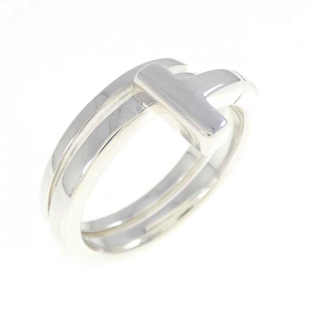 TIFFANY & CO. T-WRAP RING: TIFFANY & Co. T-wrap ring Brand: TIFFANY&Co. Type/Style: Ring Material: 925Silver, Color: Silver Size: US 4 Accessories: None Accessories Notice: When purchasing pre-owned goods, please re