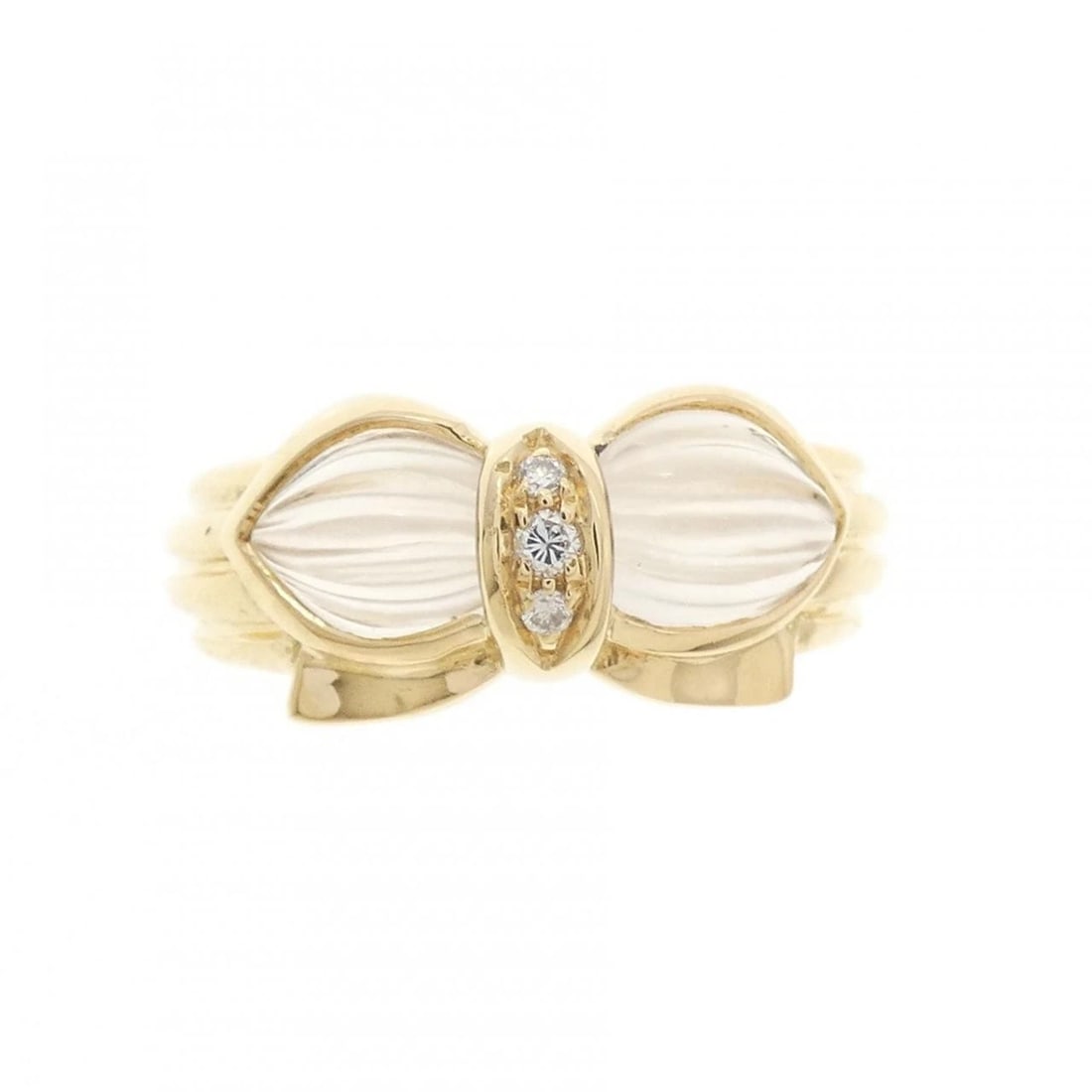 BOUCHERON ROCK CRYSTAL RING: Boucheron Rock Crystal Ring Brand: Boucheron Type/Style: Ring Material: 750 yellow gold, Main Stone/Creation Rock CrystalSecondary Stone diamond Color: Yellow Gold Size: US 5 Accessories: None