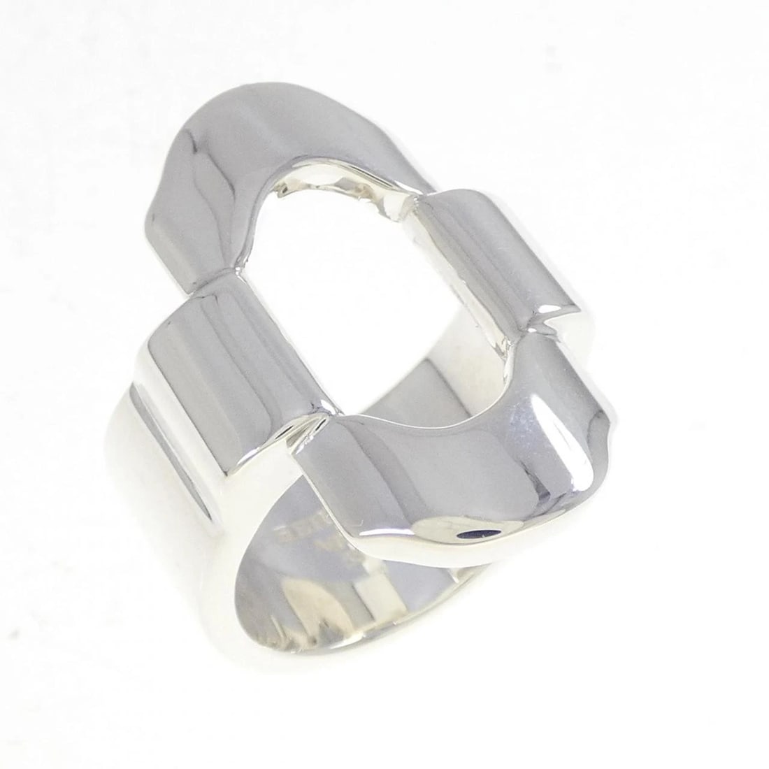 HERMES 925 RING: Hermes 925 ring Brand: HERMES Type/Style: Ring Material: 925Silver, Color: Silver Size: US 6 1/2 Accessories: None Accessories Notice: When purchasing pre-owned goods, please refer to the photos of