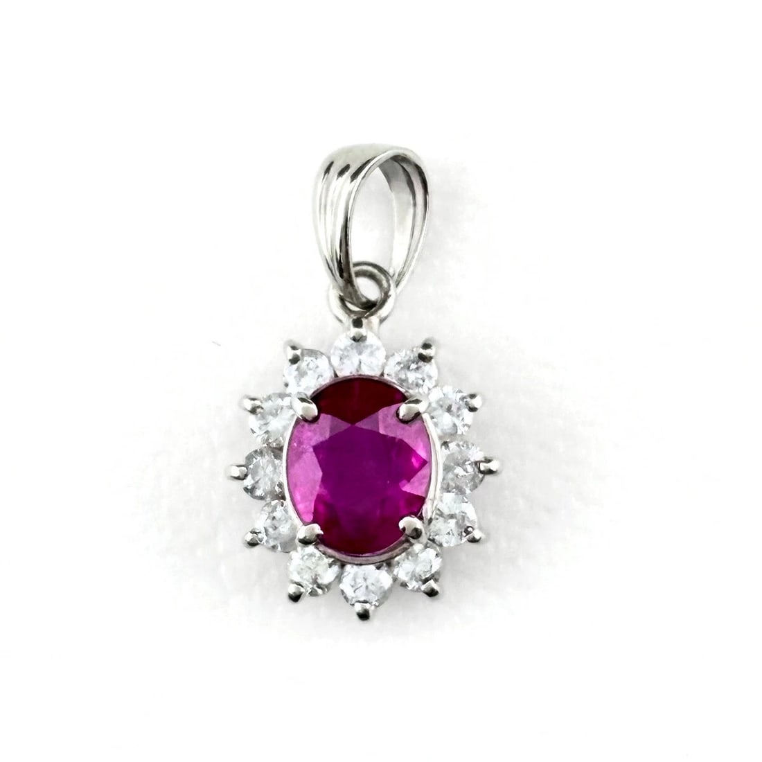 RUBY DESIGN PLATINUM MELEE DIAMOND RING: ruby design Platinum melee diamond Ring Brand: Unbranded Type/Style: Ring Material: Pt900, Main Stone/Creation Ruby diamond Color: None Size: Total length of the pendant head including a bail