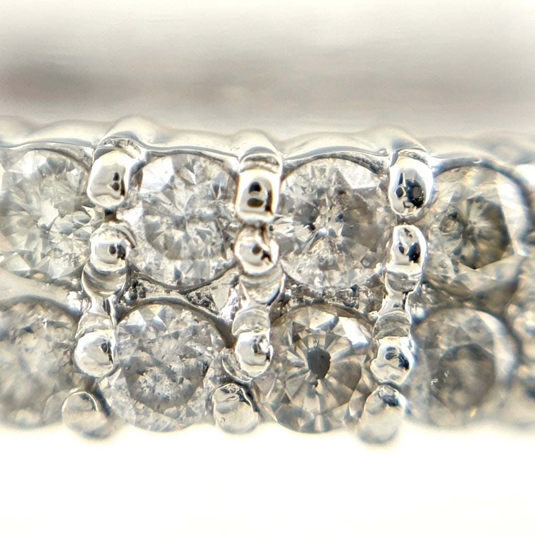 MELEE DIAMOND DESIGN PLATINUM RING - 2